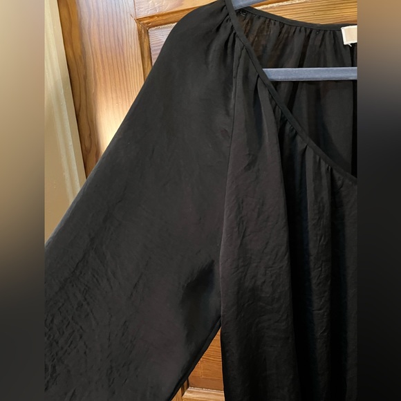 Michael Kors Black Dressy V-Neck Top Blouse Smocked Low Waist Peplum 1XL - Picture 3 of 7